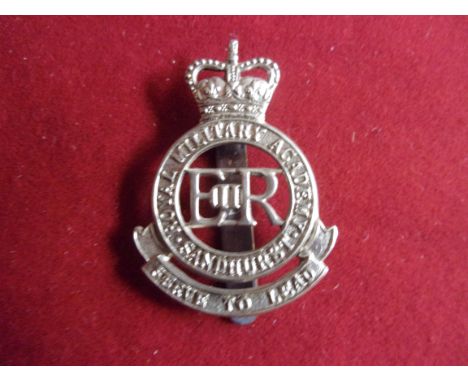 Royal Military Academy Sandhurst EIIR Officers Cap Badge (Silver-plated), slider and made J.R. Gaunt. The Royal Military Coll