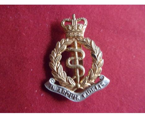 Royal Army Medical Corps EIIR Forage Cap Badge (Bi-metal), slider. K&amp;K: 2123