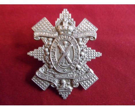 9th (Glasgow Highland) Battalion WWII Glengarry Cap Badge (White-metal), two lugs. K&amp;K: 2363