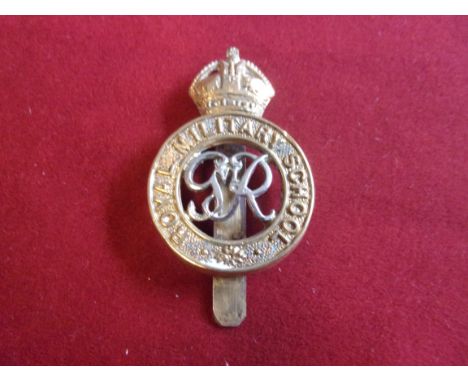 Duke of York’s Military School , Dover Cap Badge (Bi-metal), slider, issued between: 1937-1953. K&amp;K: 2542