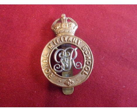 Duke of York’s Military School Cap Badge (Bi-metal), slider (repaired), issued between: 1911-. K&amp;K: 1080