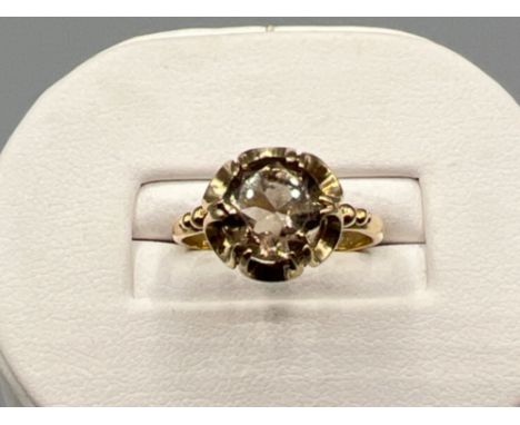 Ladies 9ct gold Smokey Quartz solitaire ring. 2.2g size M