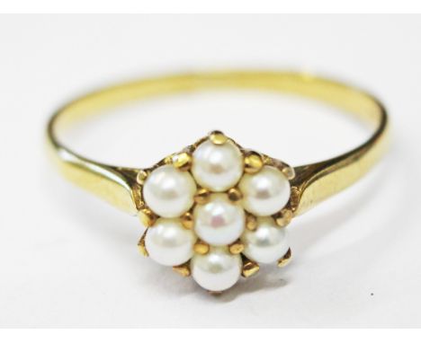 A 9ct gold half cut pearl ring, size O, gross wt. 1.6g.