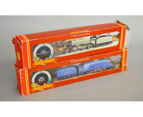 OO Gauge. Two boxed Hornby Railways Locomotives, R.372 LNER Class A4 'Seagull' and R.053 LNER  Class B17 'Manchester United'.