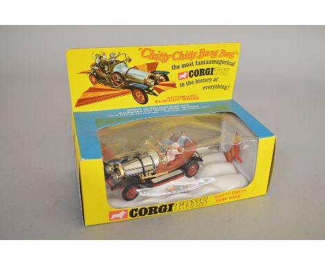 Corgi 266 Chitty Chitty Bang Bang diecast model with Caractacus Potts, Truly Scrumptious, Jemima and Jeremy figures. Model is