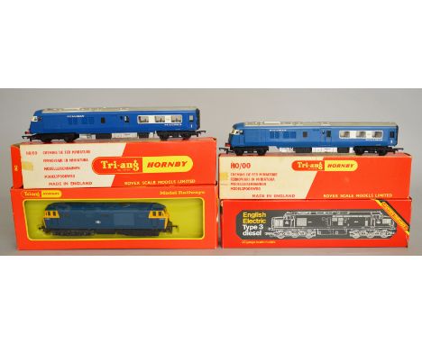 OO gauge. Three Hornby/Triang diesel locomotives: R751 BR Co-Co Type 3 '37 130'; R758 Hymek Bo-Bo BR 'D7063'; R555 Pullman Mo
