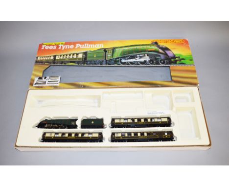 A boxed Hornby Railways R.770 'Tyne Tees Pullman' Train Set containing 4-6-2 Locomotive 'Bittern', with Tender, three Pullman