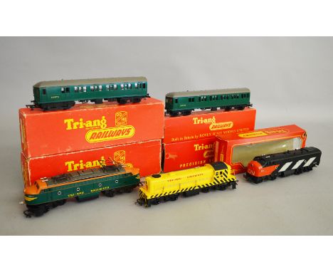 OO Gauge. Three boxed Tri-ang Railways and Triang/Hornby Locomotives, R.155 Diesel Switcher, R.55 CN Zebra '4008' Diesel Loco