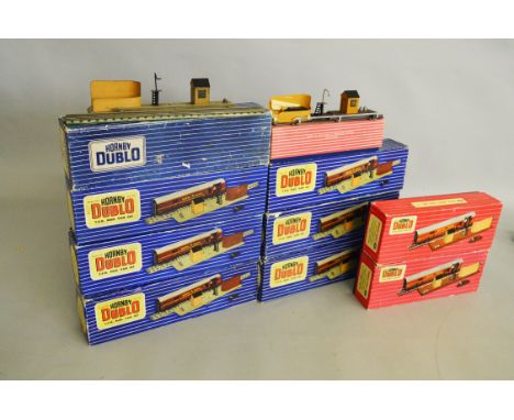 OO Gauge. Six boxed Hornby Dublo 32099 'T.P.O. Mail Van Sets' in blue and white striped boxes together with 2 x #2400 T.P.O. 