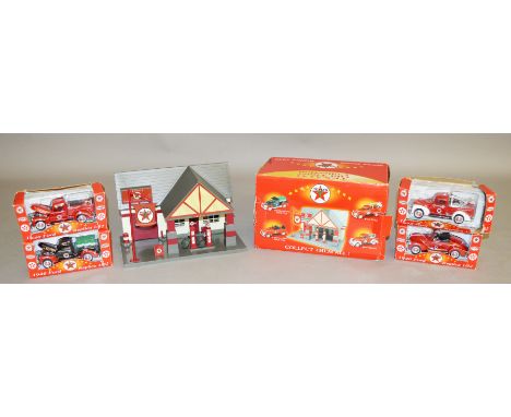 Texaco Old Timer Collection, Service Station and four diecast models. Boxed. (5)