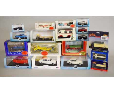 A quantity of boxed car and commercial vehicle diecast models by Oxford, EFE and others in 1:76 scale together with four boxe