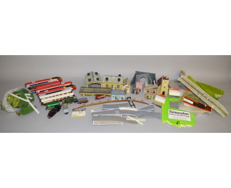 OO gauge. A selection of model railway items by Hornby and similar, to include a Virgin 4 car DMU, two locomotives, two coach