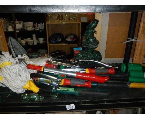 A mixed lot of tools. (Collect only)