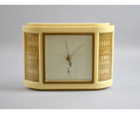  Art Deco white wall barometer, in cream phenolic 20 x 27 cm 