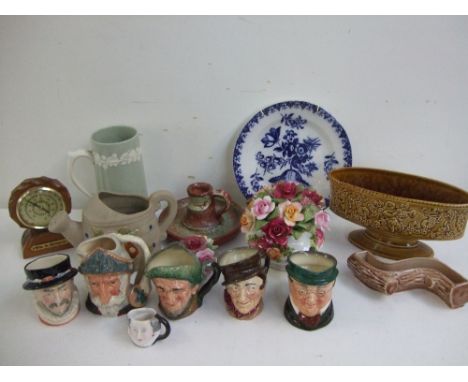 A quantity of ceramics to include a Spode Fortuna tankard, 5 Royal Doulton small Toby jugs, a Royal Albert and a Royal Doulto