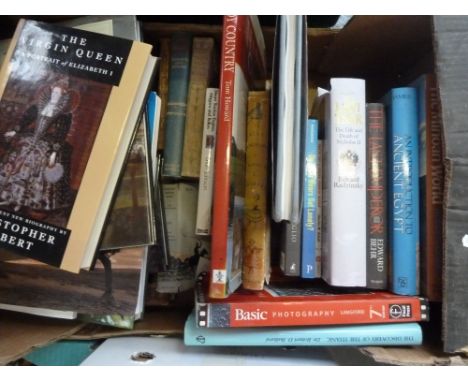 A box of mainly hardback books to include both fiction and non fiction (history, art, photography, etc)