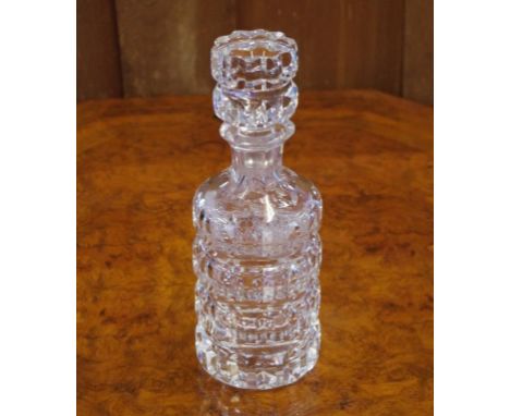 Good heavy cut crystal decanter 28.5cm high