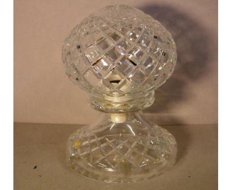 Vintage cut crystal bedroom lamp 20cm high approx.
