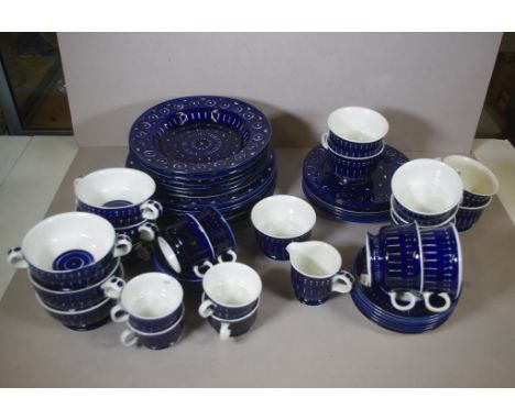 Finland "Arabia" dinner set for six - Valencia signed Ulla Procope, to include 6 coffee cups and saucers, 6 soup bowls, 6 ent