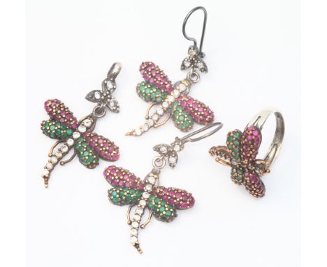 Silver gilt butterfly motif jewellery comprising earrings, pendant and dress ring 