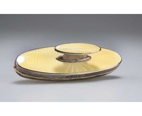 AN ART DECO SILVER AND ENAMEL NAIL BUFFER by Adie Brothers Ltd, Birmingham 1937. 10cm longGood overall, wear and tear commens