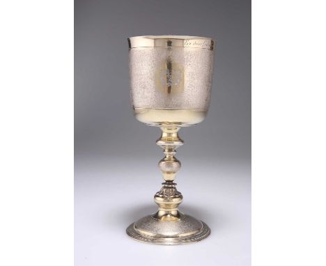 A GEORGE V SILVER-GILT REPLICA OF THE RIDGES CUP  PRESENTED TO COMMEMORATE THE FIRST CHARTER GRANTED TO THE SKINNERS COMPANY 