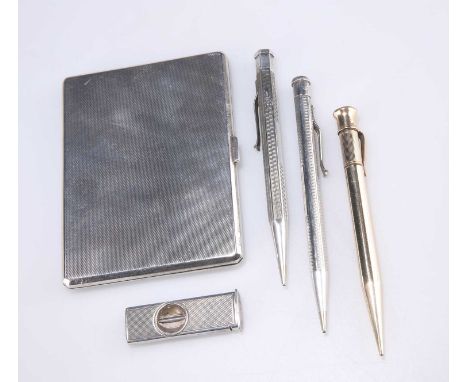 A GROUP OF ASSORTED SILVER, 20TH CENTURY including a George V cigarette case, by Adie Brothers Ltd, Birmingham 1935, rectangu