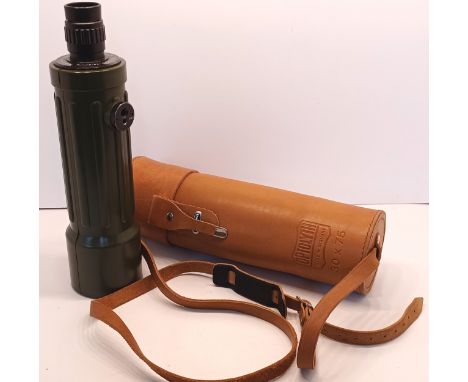 W GERMAN OPTOLYTH MONOCULAR 30 X 75 IN A LEATHER CASE