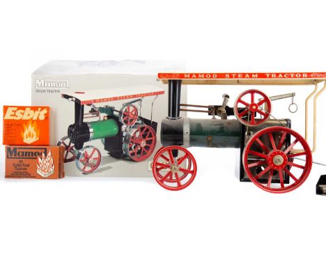 MAMOD TE1A STEAM TRACTOR,boxed, with accessories 