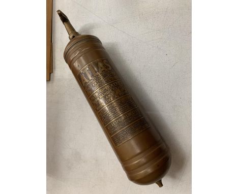 A VINTAGE ATLAS COPPER FIRE EXTINGUISHER 