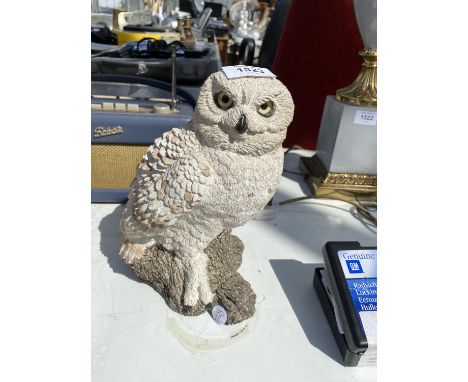 AN ANIMAL CLASSICS CERAMIC OWL 