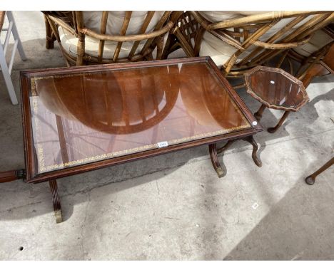 A MODERN REGENCY STYLE MAHOGANY COFFEE TABLE AND SMALL TRIPOD WINE TABLE 