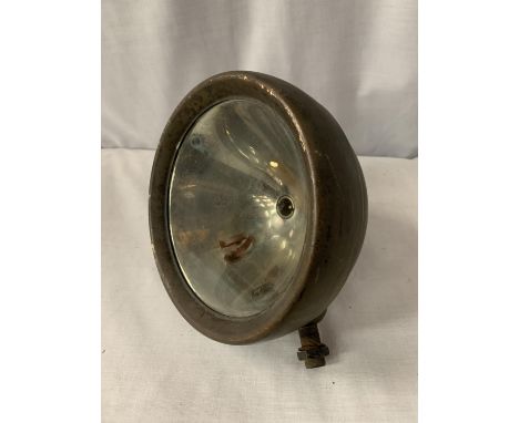 A VINTAGE LUCAS BRASS HEADLIGHT 
