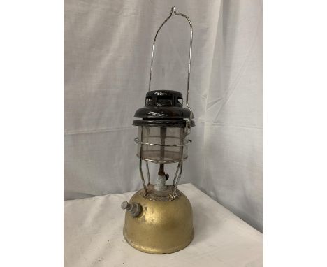 A VINTAGE TILLEY LAMP 