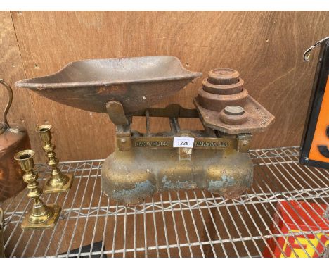 A SET OF LARGE VINTAGE 'BAXENDALES OF MANCHESTER' SCALES WITH WEIGHTS 