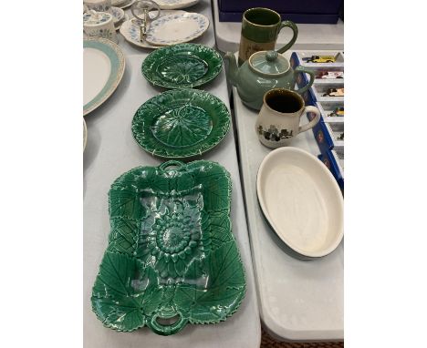 A SELECTION OF CERAMIC WARE TO INCLUDE WEDGEWOOD AND BOURNE DENBY 