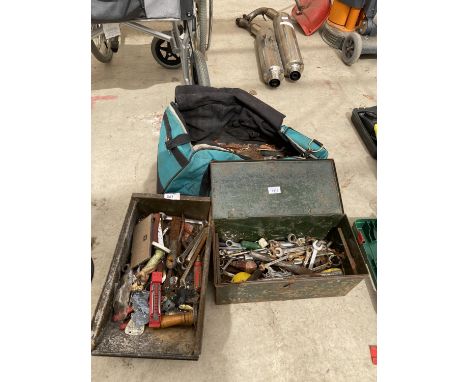 AN ASSORTMENT OF HAND TOOLS TO INCLUDE SPANNERS, CHISELS AND SCREW DRIVERS ETC 