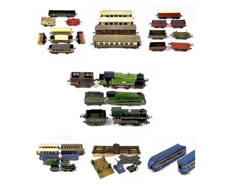 0 Gauge Hornby, Marx etc Tin Plate Railway Items. Comprising:Locomotives A4 Pacific 4-6-2 no. 4486 Merlin, a GWR no. 2251 Ten