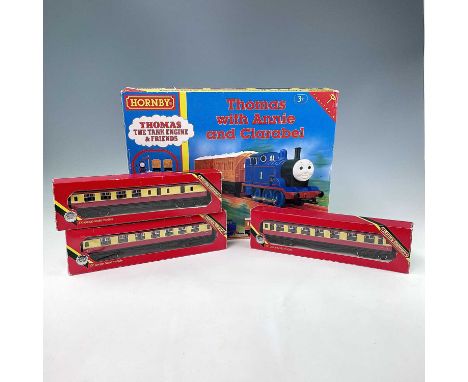Hornby Railways: Thomas The Tank Engine and 3 x "Blood and Custard" Coaches. Comprising a Thomas the Tank Engine and Friends 