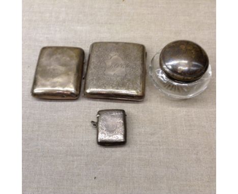 A COLLECTION OF EARLY 20TH CENTURY SILVER ITEMS To include an engraved and initialed silver cigarette case, hallmarked Birmin