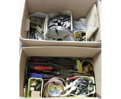 A miscellaneous group of tools, Clarke 4 jaw independent chuck, boxed, brass fittings, drill bits and other items (qty).