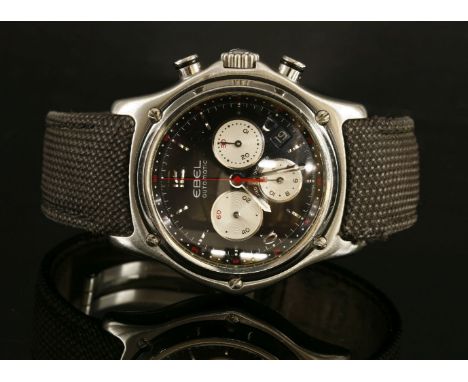 A gentlemen's stainless steel Ebel 1911 automatic chronograph E9137260,with a 42.50mm case.  Circular black dial with raised 