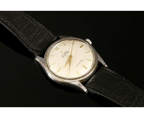 A gentlemen's stainless steel Cyma Navy Star Cymaflex mechanical strap watch,34mm diameter case, silvered dial with raised gi
