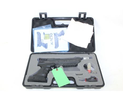 A cased Webley Alecto .177 Cal air pistol in overall excellent condition.
As a post 1939 air weapon the restrictions of the c