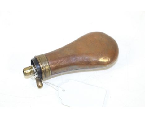 A good pistol flask, total length approx. 4&frac12;"