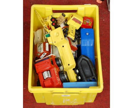 A collection of diecast and plastic model vehicles, to include Tonka