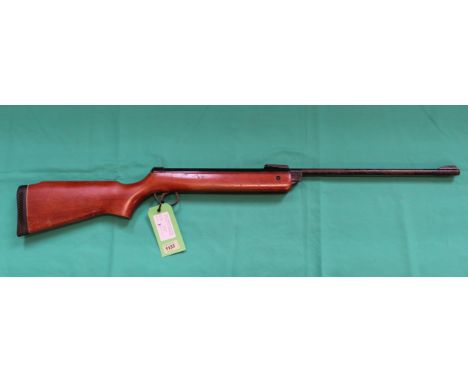 A B.S.A. Super Meteor MkI .22 air rifle (rear sight broken), S/No.TD8624 (late 1967-1969), as a post 1939 air weapon the rest