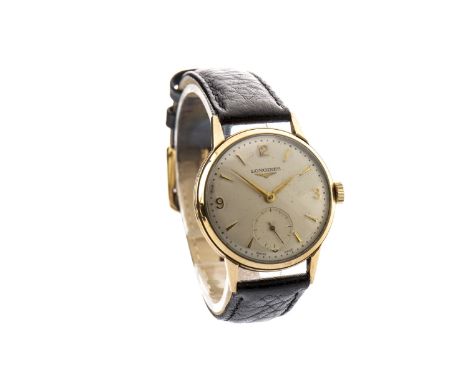 GENTLEMAN'S LONGINES MANUAL WIND WRIST WATCH, the round dial with applied gold Arabic numerals and arrow hour markers, sunken