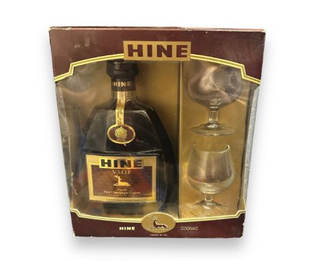 Hine - Vieille Fine Champagne Cognac Gift Set. Including a sealed unopened 68cl bottle. Two small glasses. In original packag
