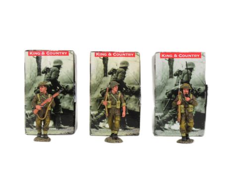 King & Country - x3 original King & Country 1/30 scale hand painted models comprising; DD169 Sling Arms (x2) and DD171 Radio 